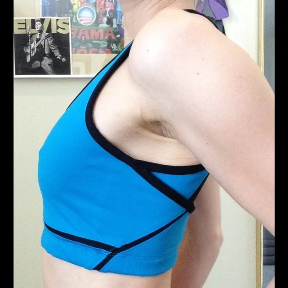 SOLD Reebok Triangle Cut Out Back Sports Bra Blue Sexy - Picture 11 of 15